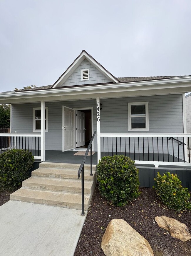 1426 G St in Reedley, CA - Building Photo - Building Photo