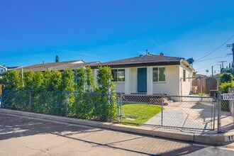 11310 Argan Ave in Los Angeles, CA - Building Photo - Building Photo