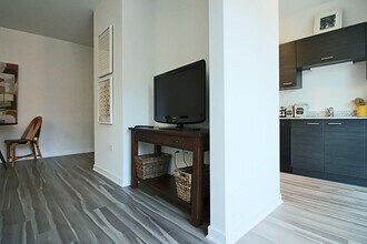 789 N La Salle Dr in Chicago, IL - Building Photo - Building Photo