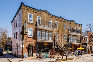 5327 Gatineau Av in Montréal, QC - Building Photo