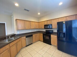 6660 S Goldenrod Rd in Orlando, FL - Building Photo - Building Photo