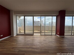 2085 Ala Wai Blvd in Honolulu, HI - Building Photo - Building Photo