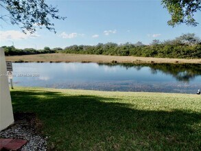 4744 SW 165th Ave in Miramar, FL - Building Photo - Building Photo