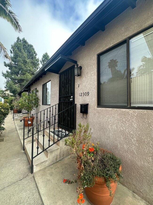 property at 12305 Ocean Park Blvd