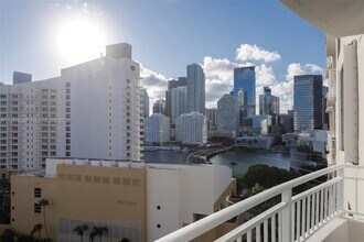 770 Claughton Island Dr, Unit 1508 in Miami, FL - Building Photo - Building Photo