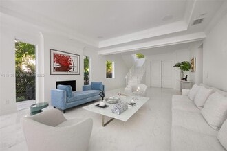 2760 Brickell Ct in Miami, FL - Building Photo - Building Photo