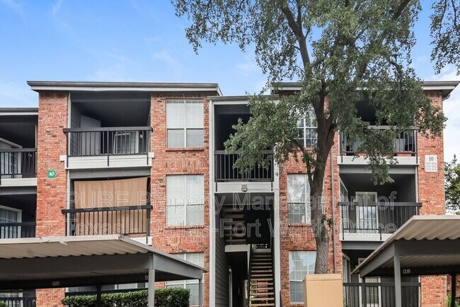 property at 18333 Roehampton Dr