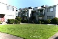 Building Photo - Echo Manor Apartments in Redding, California