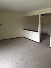 7017 99th St-Unit -2W in Chicago Ridge, IL - Building Photo - Building Photo