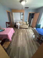 2711 Lyndale Ave S in Minneapolis, MN - Building Photo - Building Photo