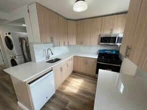 416 10TH St in Union City, NJ - Building Photo - Building Photo