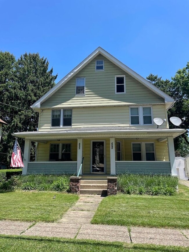 property at 2549 Elmwood St