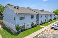 Norman Apartments in Norman, OK - Building Photo - Building Photo