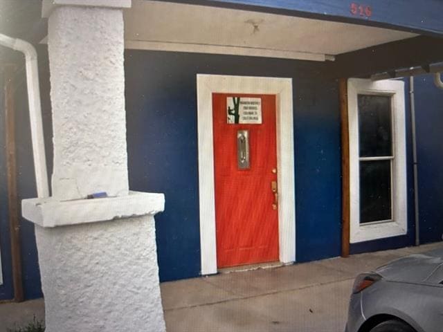 property at 516 W 2nd St