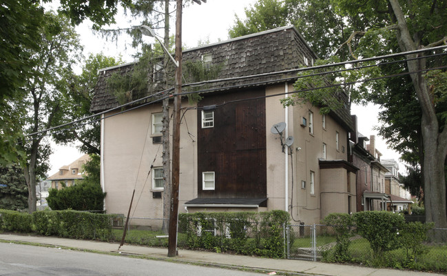 700 N Negley Ave in Pittsburgh, PA - Building Photo - Building Photo