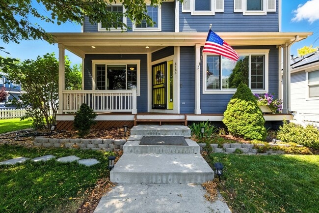 8186 E Harvard Cir in Denver, CO - Building Photo - Building Photo