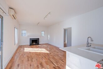 3216 Bellevue Ave in Los Angeles, CA - Foto de edificio - Building Photo