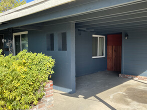 5523 22nd Ave in Sacramento, CA - Building Photo - Building Photo