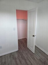 8225 Sunrise Lakes Blvd, Unit 310 in Sunrise, FL - Building Photo - Building Photo