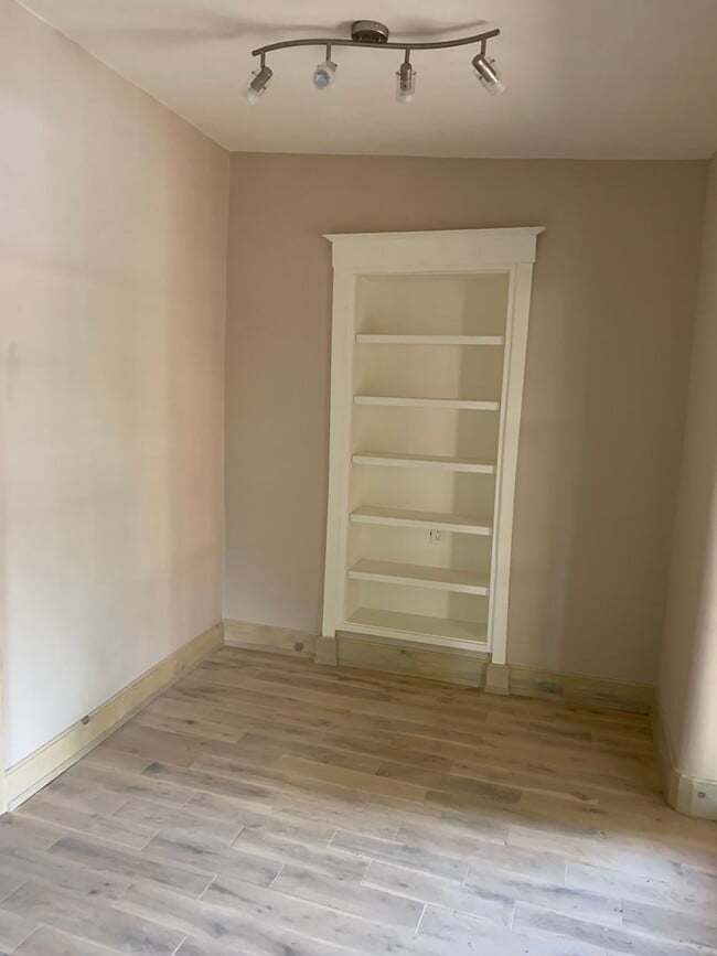 425 E Coronado Rd in Santa Fe, NM - Building Photo - Building Photo