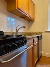 1788 Beacon St, Unit 6A in Brookline, MA - Building Photo - Building Photo