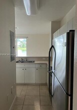 205 SE 29th Terrace in Homestead, FL - Foto de edificio - Building Photo