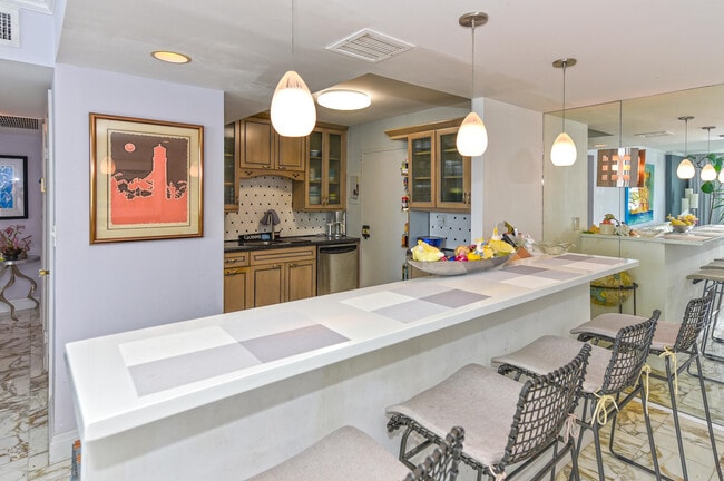 property at 2600 N Flagler Dr