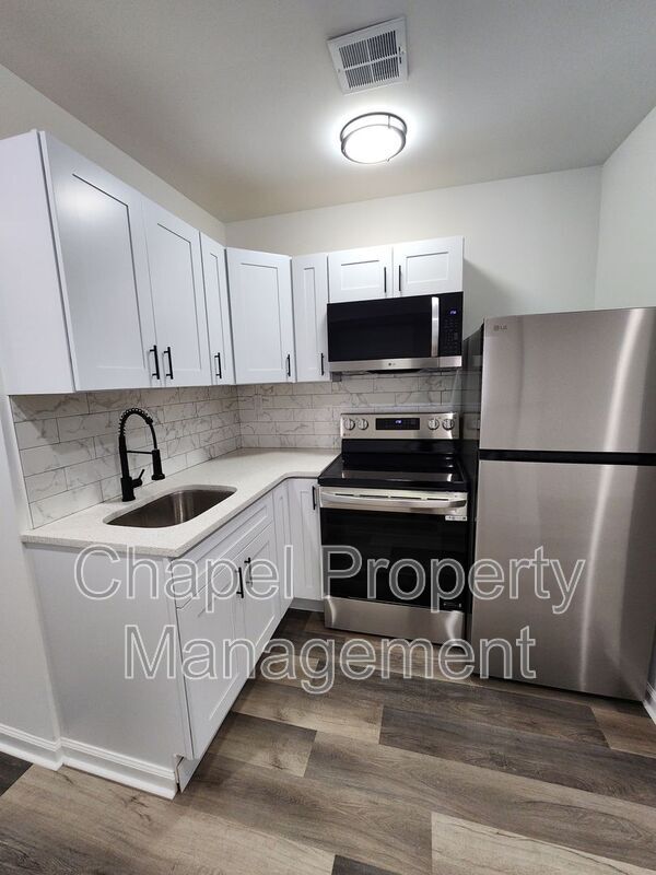 property at 5012 W Stiles St