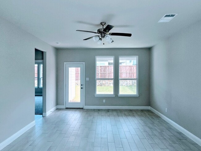 612 Conestoga Pass in Celina, TX - Foto de edificio - Building Photo