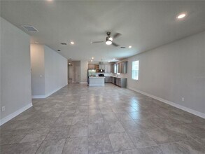 2136 Live Oak Lake Rd in St. Cloud, FL - Building Photo - Building Photo