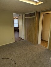 106 W 5th St in Wewoka, OK - Building Photo - Building Photo
