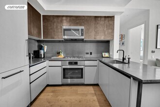 11 Hoyt St in Brooklyn, NY - Building Photo - Building Photo