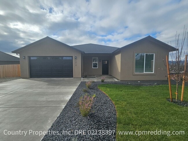 property at 1412 White Water Cir