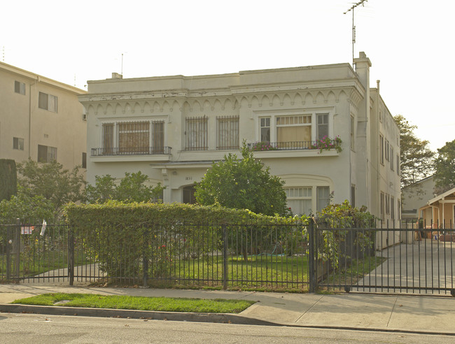 1827 S Van Ness Ave in Los Angeles, CA - Building Photo - Building Photo