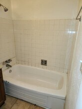 1890 Kalmia St in Sweet Home, OR - Building Photo - Building Photo