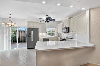 11698 Briarwood Cir in Boynton Beach, FL - Building Photo - Building Photo