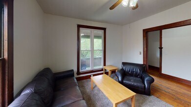 321-321.5-3215 Hillview Pl in Ithaca, NY - Building Photo - Building Photo