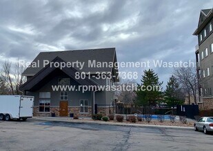 1255 Wolf Hollow Ln in Salt Lake City, UT - Building Photo - Building Photo