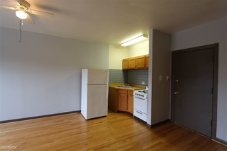 4307 N Lincoln Ave-Unit -Apt 2B in Chicago, IL - Building Photo - Building Photo