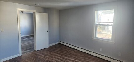 911-917 N Main St in Brockton, MA - Foto de edificio - Building Photo