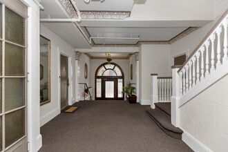 1130 Larkin in San Francisco, CA - Building Photo - Building Photo