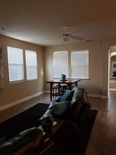 5611 John Runge St in Sacramento, CA - Building Photo - Building Photo