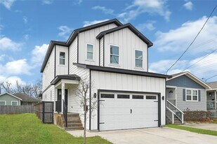 3513 Omega St in Houston, TX - Building Photo