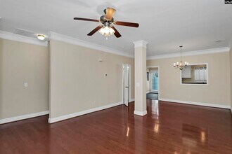 304 Hampton Forest Drive in Columbia, SC - Foto de edificio - Building Photo