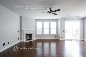 135 Byers Commons Dr in Mooresville, NC - Building Photo - Building Photo