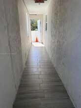 244 Westward Dr in Miami Springs, FL - Building Photo - Building Photo