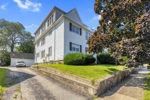 285 Clover St in Stratford, CT - Building Photo