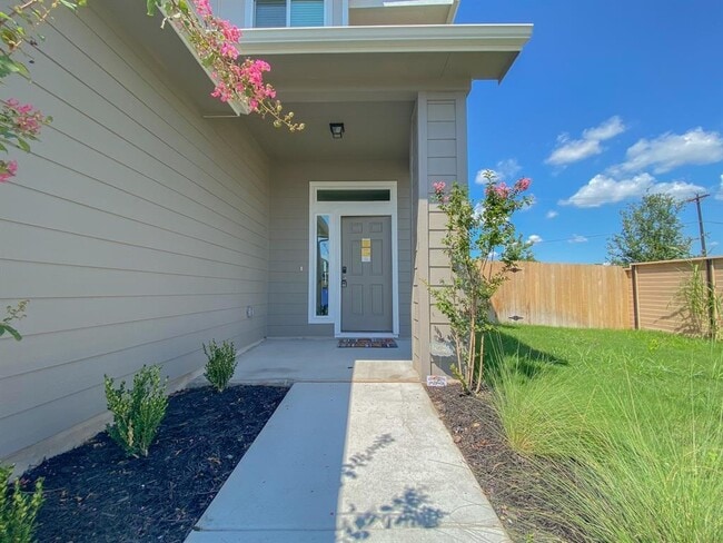 12010 Corsicana Trl in Manor, TX - Building Photo - Building Photo