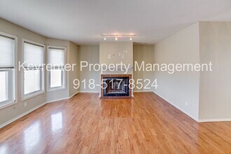 1303 S Lawton Ave in Tulsa, OK - Building Photo - Building Photo