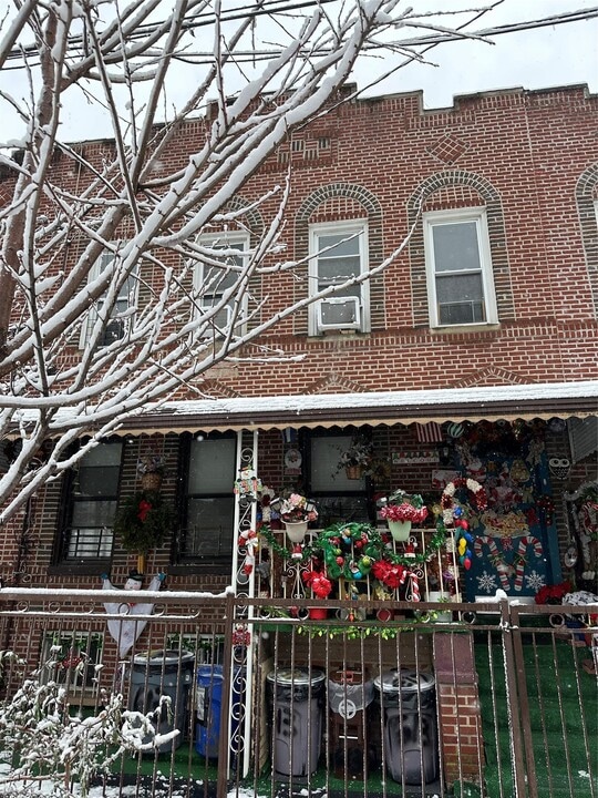 613 New Jersey Ave in Brooklyn, NY - Building Photo